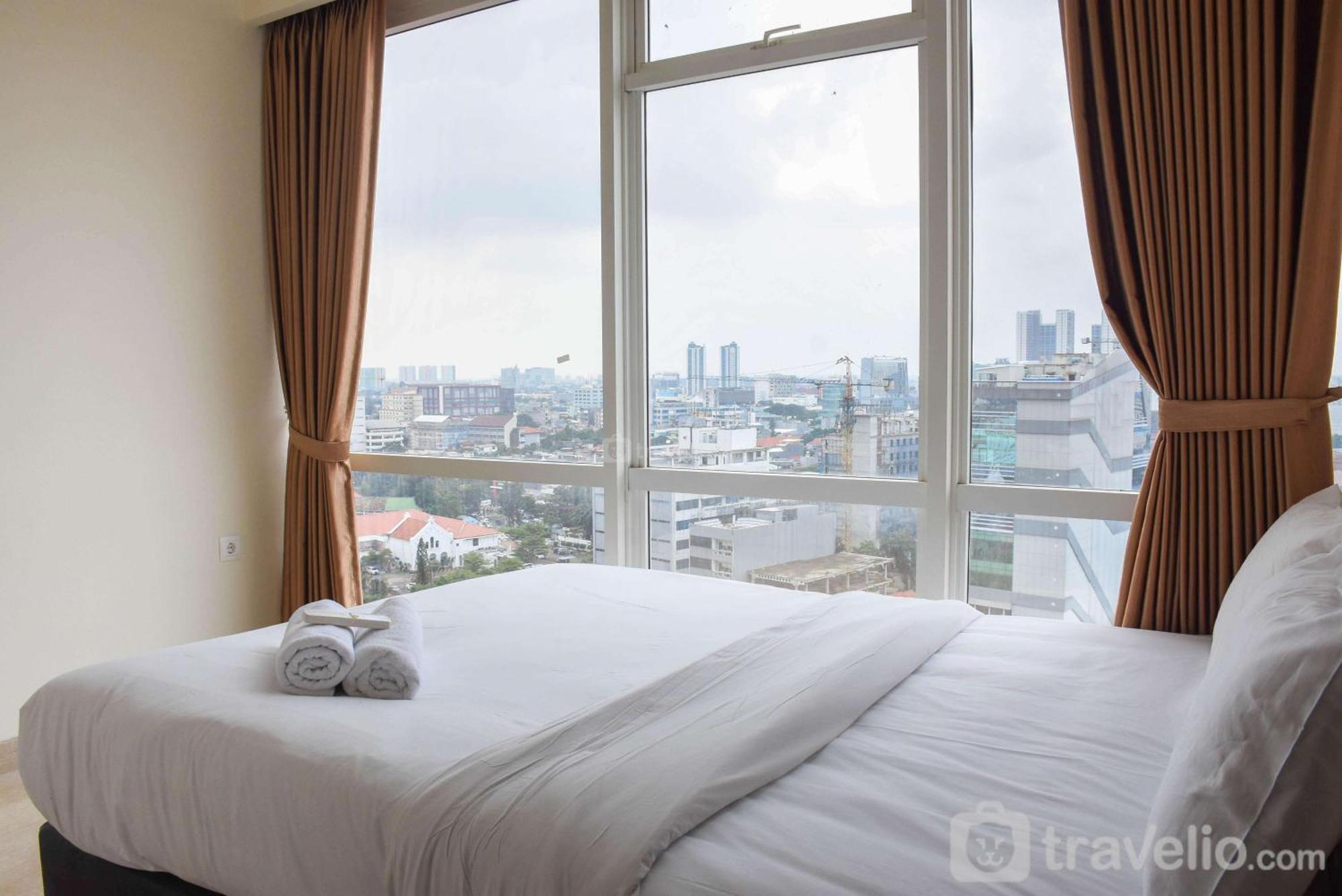 Apartemen Spacious And Elegant 3br At Menteng Park By Travelio Jakarta